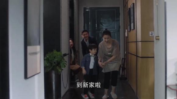 《三十而已》顧佳現實版中的家