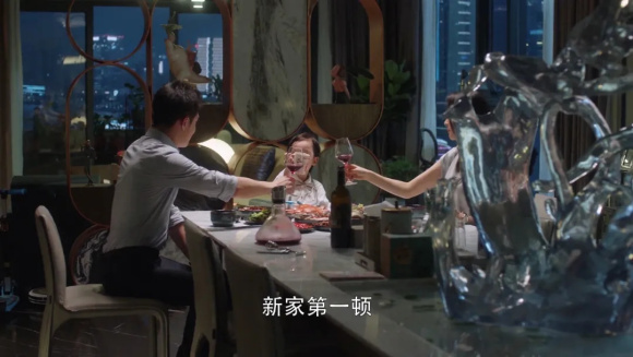 《三十而已》顧佳現實版中的家